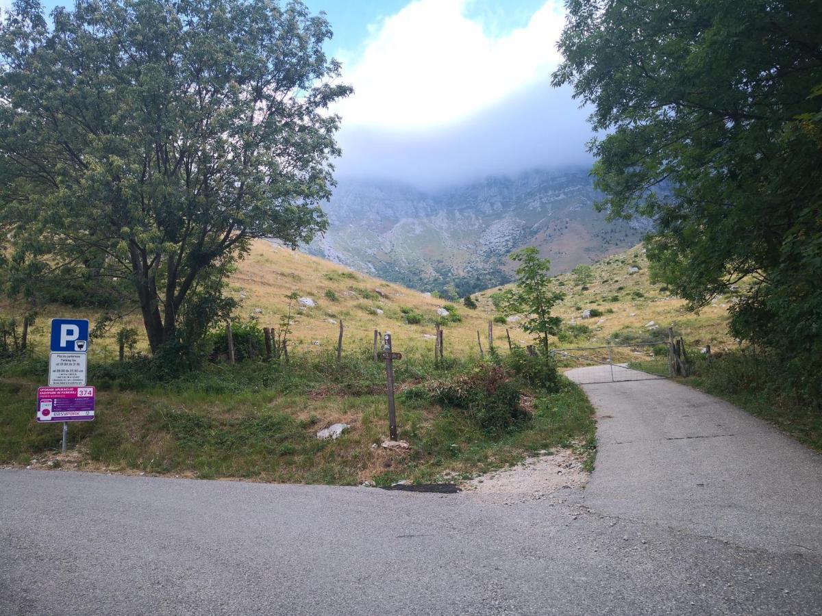 Mountain Lodge Forte Emilia Kobarid Exterior foto